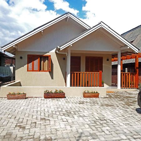 Апартаменти Flats Ouro Gramado Localizado A 900 Metros Da Entrada Do Centro De Грамаду Екстер'єр фото